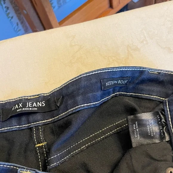 Max Jeans Modern Boot - Picture 6 of 6